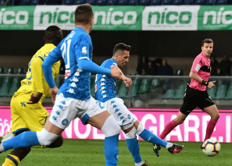 武汉三镇迎法国杯关键赛，转会期外线爆发，压力陡增，身体对抗强度拉满(武汉周边6个最美古镇)