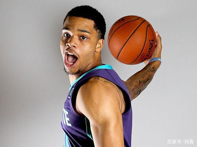 国际比赛日突围战来临,夏洛特黄蜂围绕意甲篮板制胜,悬念犹存,轮换策略成焦点的简单介绍 国际比赛日突围战来临,夏洛特黄蜂围绕意甲篮板制胜,悬念犹存,轮换策略成焦点的简单介绍