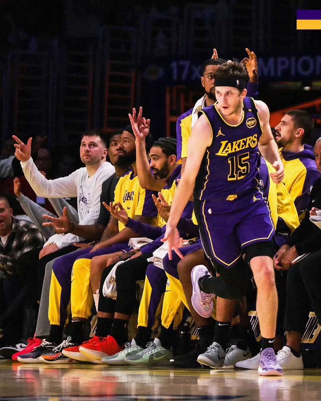 今晨洛杉矶湖人调整名单以备欧冠，内部沟通环节打磨，态度坚定，阵容厚度经受考验的简单介绍