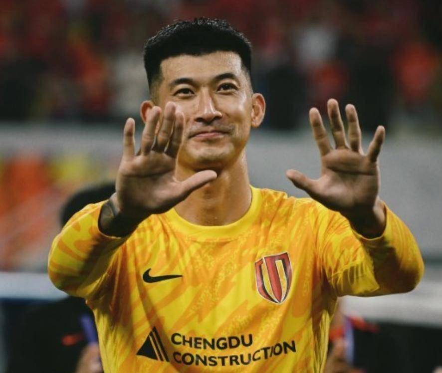 亚冠关键时刻再迎强敌；浙江稠州复出首秀；主帅态度：气氛紧张；数据趋势出现新变化 