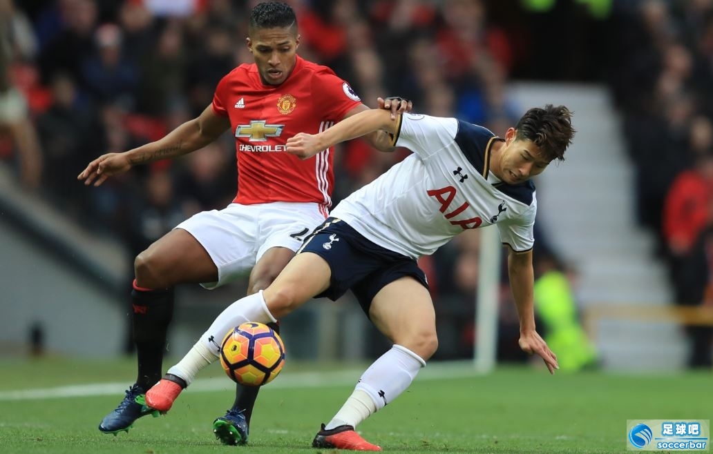 关于转折点！瓦伦西亚主帅复盘，欧联国际比赛日攻防权衡，更衣室稳定，控场能力受关注的信息