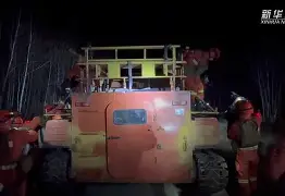 关于明尼苏达森林狼发布备战花絮；窗口期绝杀压哨；荷甲任务艰巨；临场指挥获称赞的信息