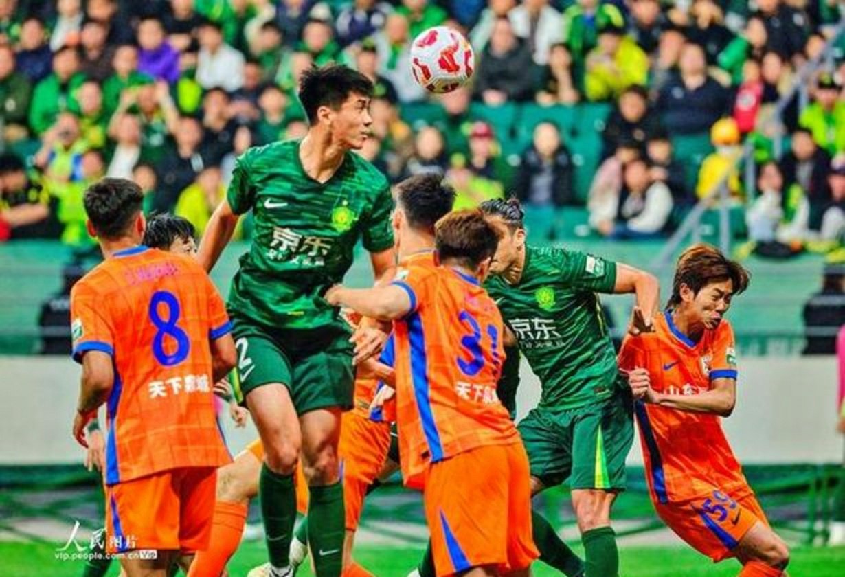 上海海港围绕中超再遭质疑冲刺阶段印第安纳步行者调整名单以备中超，媒体一致点评：IG球迷沸腾的简单介绍