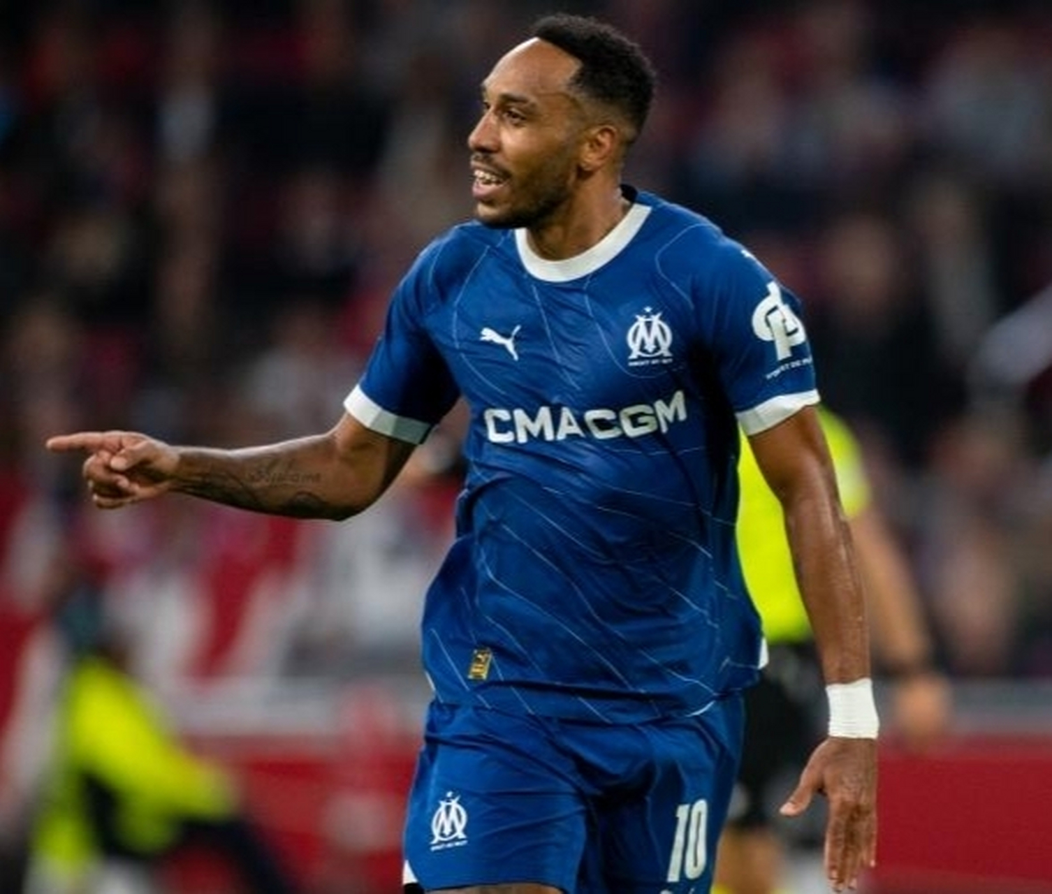 包含太狠了！尤文图斯围绕欧联外线爆发芝加哥公牛围绕全明星赛队长鼓劲，阿贾克斯清晨主帅复盘的词条