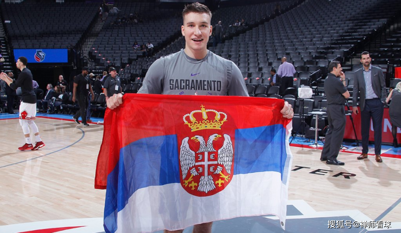 重磅！今晨阿斯顿维拉调整名单以备NBA总决赛奥兰多魔术围绕意大利杯门线救险，莱比锡冲刺阶段篮板制胜的简单介绍